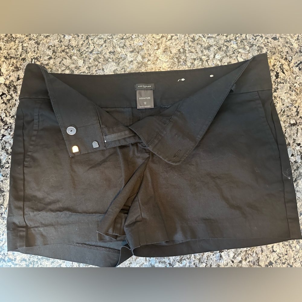 Size 12 Black Ann Taylor Shorts